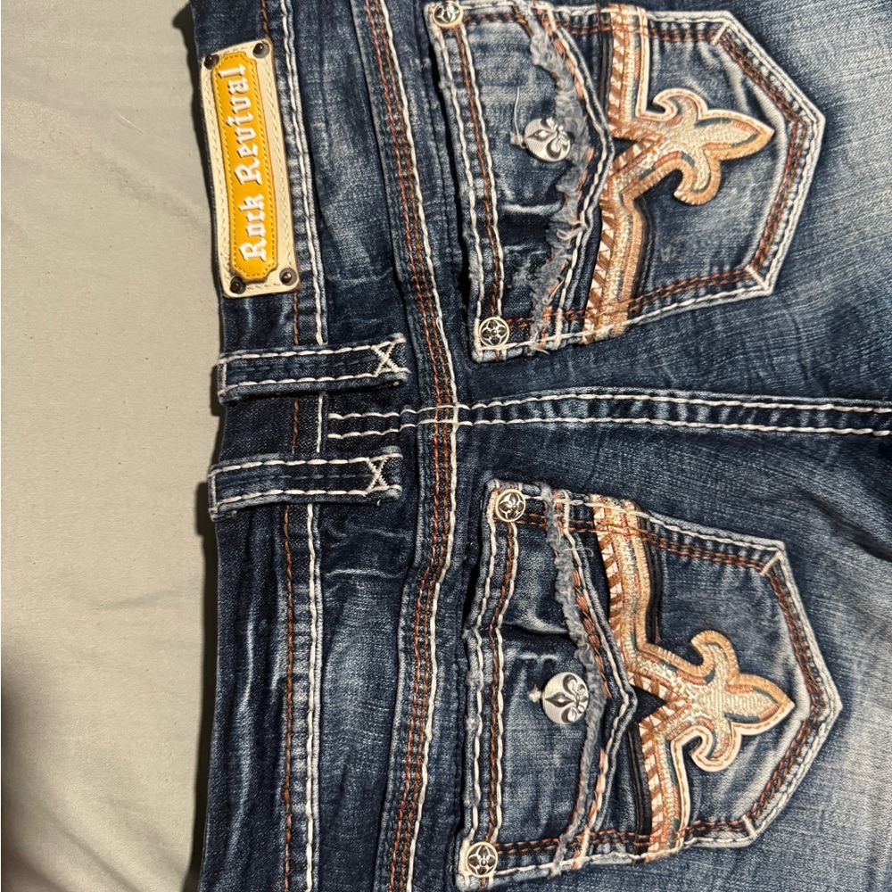 Authentic Hardly Used Rock Revival Cutoff Shorts w/ Orange Accents 31 Short - Picture 7 of 9